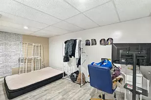 141 Hoyt St, Manchester, NH 03103 - Photo 48