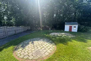 141 Hoyt St, Manchester, NH 03103 - Photo 36