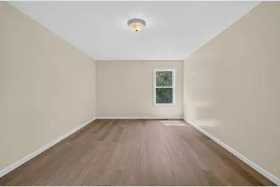 129 East  Main Street, Hampstead, NH 03826 - Photo 18