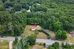 129 E Main St, Hampstead, NH 03826 - Photo 1