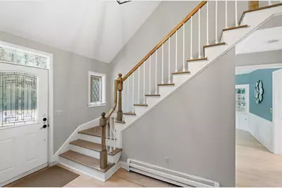 8 Netherwood Road, Windham, NH 03087 - Photo 6