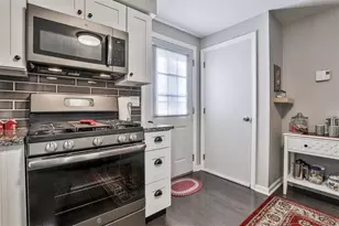 2 Fieldstone Dr, Derry, NH 03038 - Photo 4