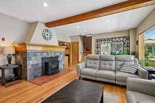 76 Holts Point Rd, Sandown, NH 03873 - Photo 12