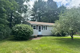 41 Park St, Swanzey, NH 03431 - Photo 2