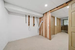 39 Old Auburn Rd, Derry, NH 03038 - Photo 46