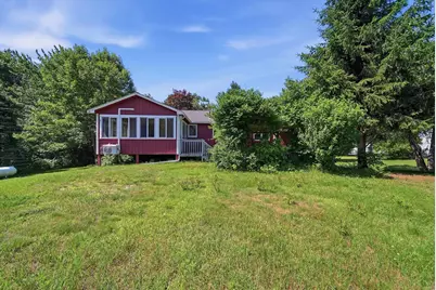 39 Old Auburn Road, Derry, NH 03038 - Photo 4