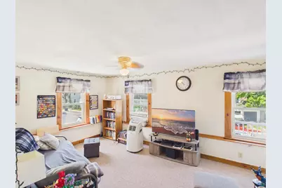29 Manchester Street, Nashua, NH 03064 - Photo 30