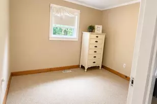 26 W Shore Dr, Raymond, NH 03077 - Photo 6