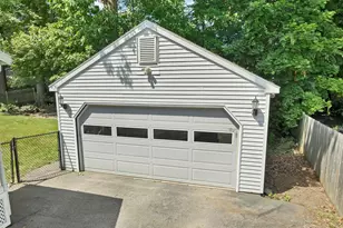 22 Jonathan Ln, Manchester, NH 03104 - Photo 34