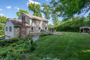 22 Beechwood Rd, Hudson, NH 03051 - Photo 4