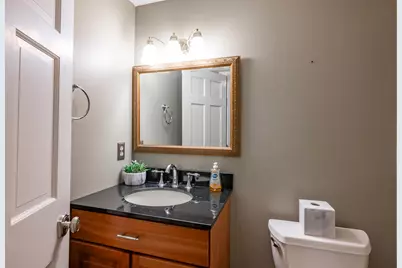 22 Beechwood Road, Hudson, NH 03051 - Photo 16