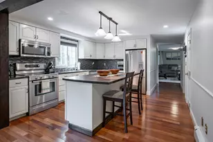22 Beechwood Rd, Hudson, NH 03051 - Photo 8