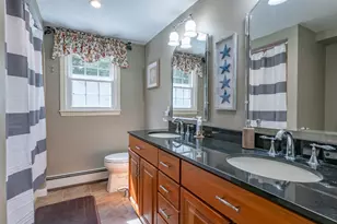 22 Beechwood Rd, Hudson, NH 03051 - Photo 42
