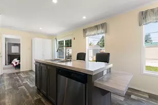 26 Cedar St, Hinsdale, NH 03451 - Photo 10