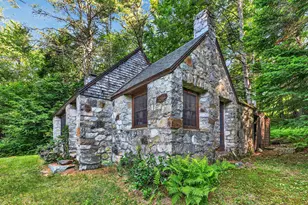 314 Mountain Rd, Sharon, NH 03458 - Photo 18