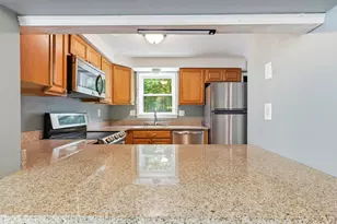 7 Chestnut Cir, Merrimack, NH 03054 - Photo 10