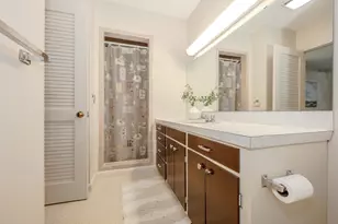 26 Rundlett St, Concord, NH 03301 - Photo 12