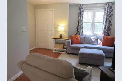 413 Fox Hollow Way, Manchester, NH 03104 - Photo 4