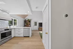 209 Lakeshore Dr, Gilmanton, NH 03237 - Photo 20