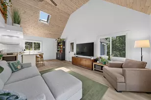 209 Lakeshore Dr, Gilmanton, NH 03237 - Photo 10