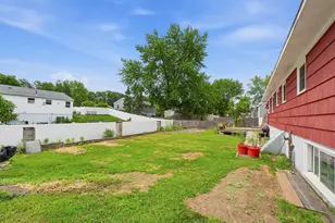 2 Iroquois Rd, Nashua, NH 03063 - Photo 32
