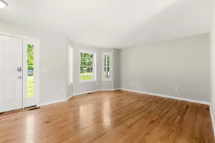 59 Windham Rd, Hudson, NH 03051 - Photo 12