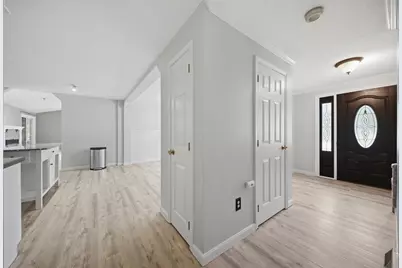 101 Currier Drive, Manchester, NH 03104 - Photo 6