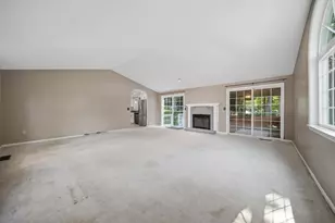 101 Currier Dr, Manchester, NH 03104 - Photo 18