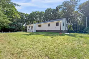 11 Hanson Ave, Salem, NH 03079 - Photo 30