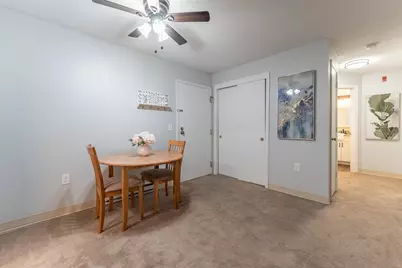 106 Eastern Avenue #204, Manchester, NH 03104 - Photo 6