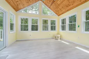 5 Lorraine&apos S Ln, Strafford, NH 03884 - Photo 14