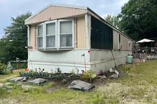 72 Bowman Rd, Alton, NH 03809 - Photo 2