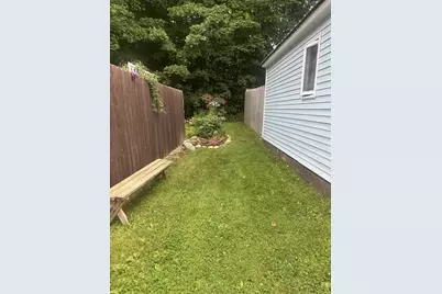 35 Water Street, Epping, NH 03042 - Photo 22