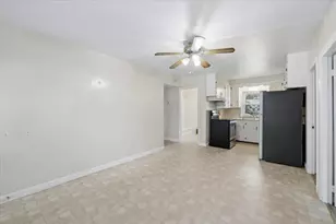 79 Harbor Ct, Nashua, NH 03060 - Photo 4