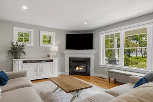 4 Betty Ln, Stratham, NH 03885 - Photo 4