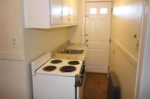 174 Concord St, Manchester, NH 03104 - Photo 2