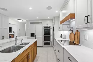 8 Bear Hill Rd, Windham, NH 03087 - Photo 10