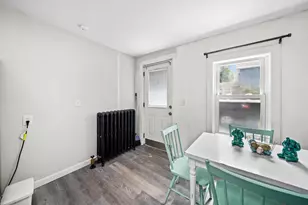 13 Crescent St, Farmington, NH 03835 - Photo 6