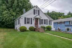 21 Charlotte Ave, Nashua, NH 03064 - Photo 4