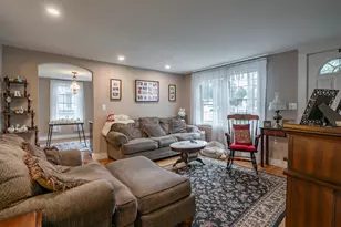 21 Charlotte Ave, Nashua, NH 03064 - Photo 18