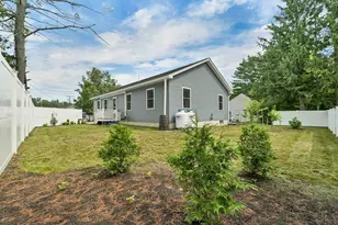 3 Carver St, Franklin, NH 03235 - Photo 1