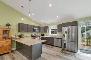 3 Carver St, Franklin, NH 03235 - Photo 16