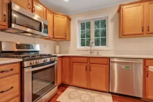 21 Townsend Dr, Dover, NH 03820 - Photo 16