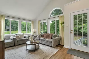 43 Redfield Cir, Derry, NH 03038 - Photo 18