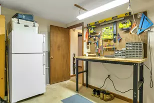 43 Redfield Cir, Derry, NH 03038 - Photo 48
