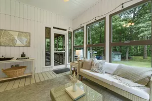 43 Redfield Cir, Derry, NH 03038 - Photo 16