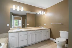 29 Vineyard Dr, Stratham, NH 03885 - Photo 26