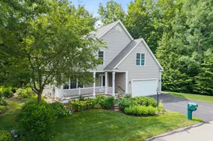 29 Vineyard Dr, Stratham, NH 03885 - Photo 1