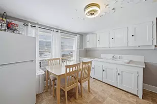 15-15 1/2 Marshall St, Nashua, NH 03064 - Photo 20