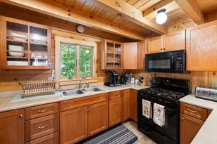 4 Boyle St, Lincoln, NH 03251 - Photo 12